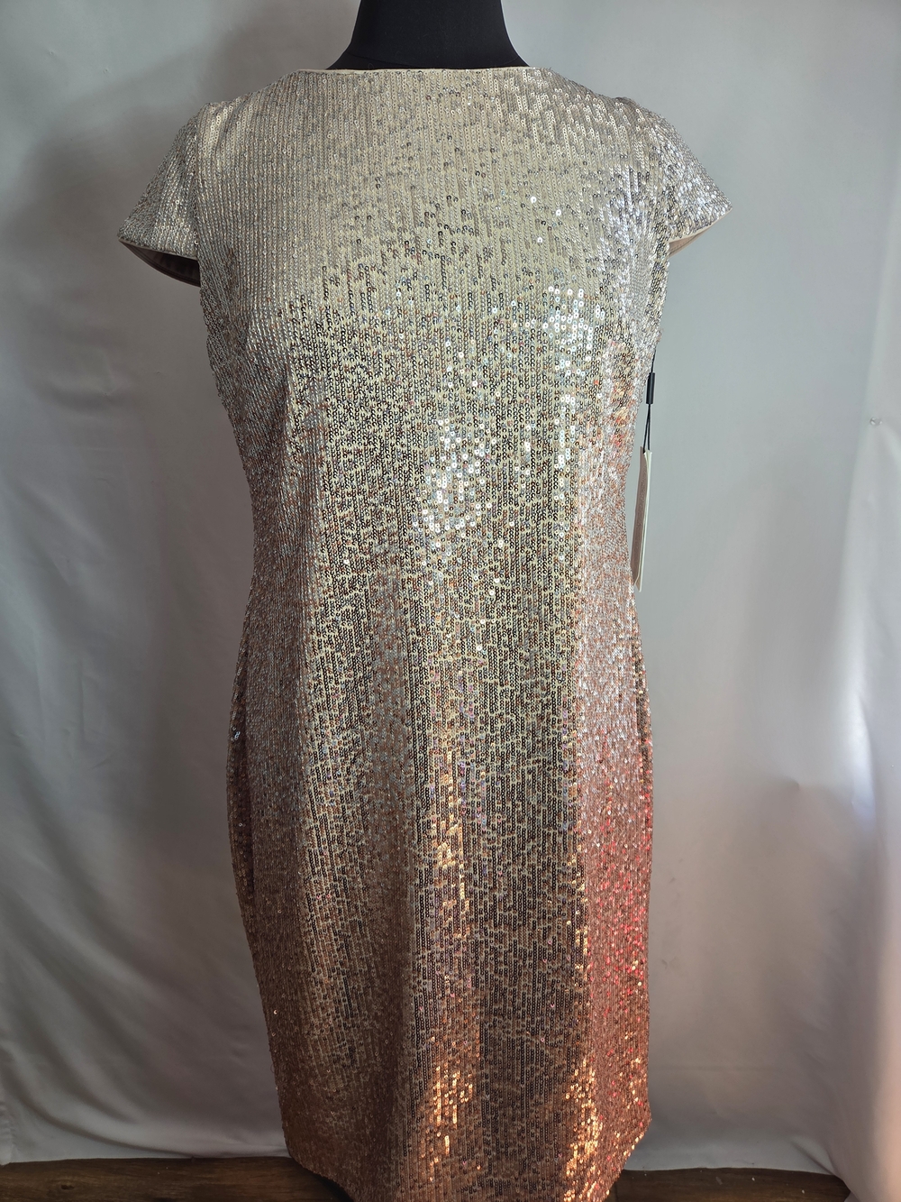 NWT Size 14 Calvin Klein Sequin Shift Dress in Rose Gold
